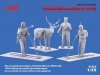ICM 35566 Finnish Riflemen (Winter 1940) (4 figures - 3 rifleman, 1 reindeer)